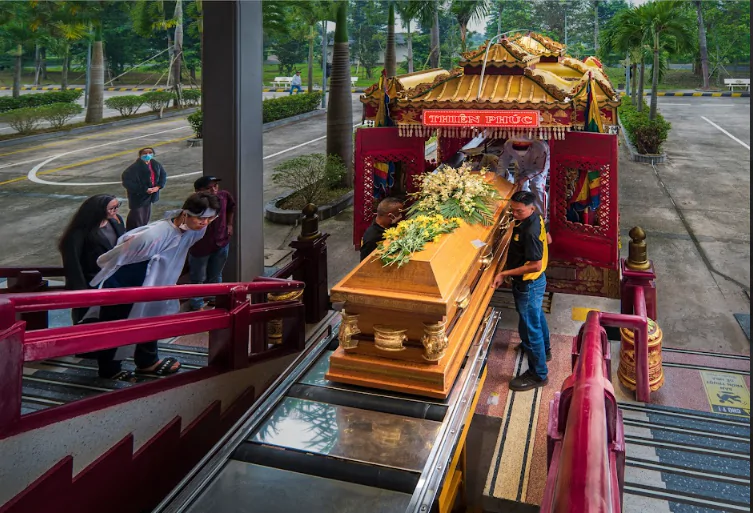 Khách Hàng Chọn Nơi Yên Nghỉ Cho Người Thân Tham Khảo Sala Garden 1 Khách Hàng Chọn Nơi Yên Nghỉ Cho Người Thân Tham Khảo Sala Garden